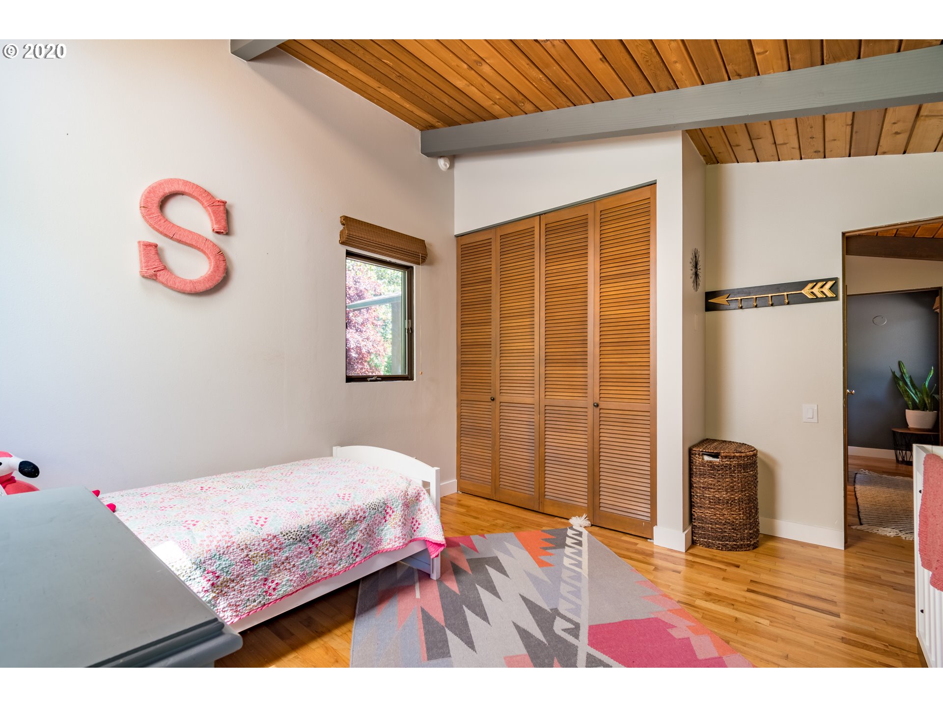1810 Tigertail Road Eugene, OR 97405 - Photo 25 of 32 Gallery Image 25