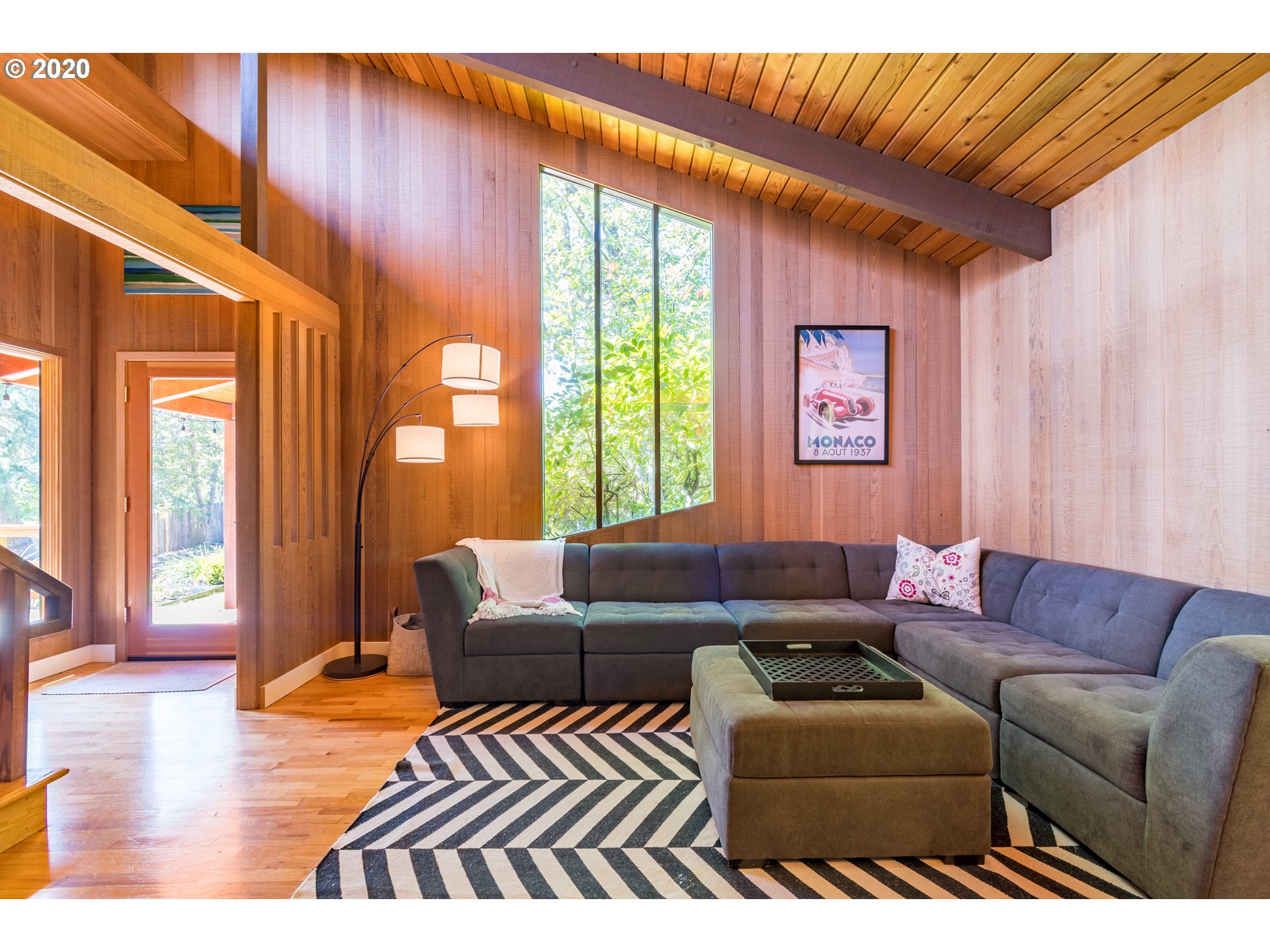 1810 Tigertail Road Eugene, OR 97405 - Photo 5 of 32 Gallery Image 5