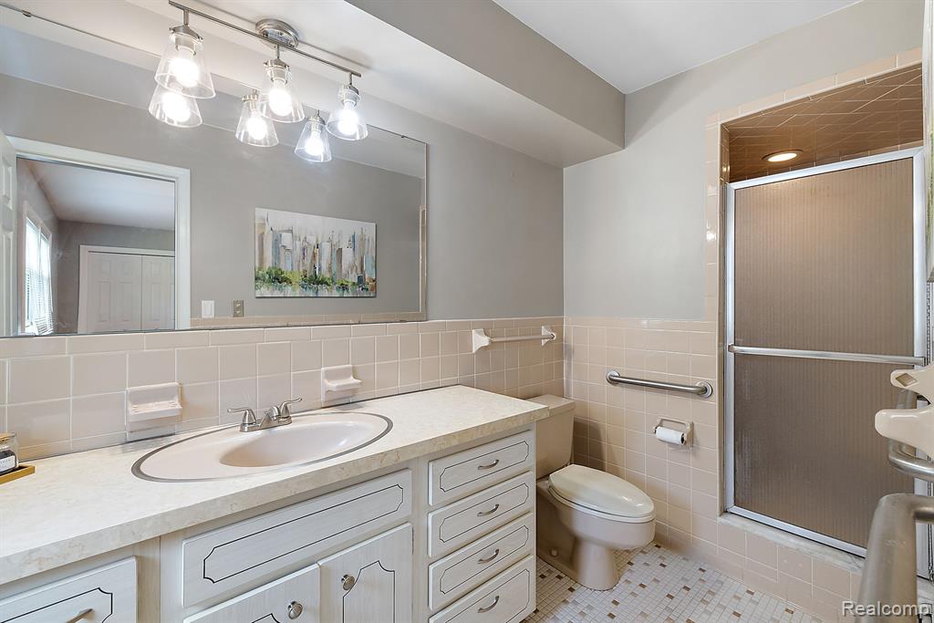 2910 Walbridge Road Rochester Hills, MI 48307 - Photo 24 of 38