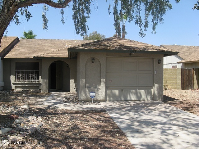 1750 East Grandview Road Phoenix, AZ 85022 - Photo 1 of 14 CURB APPEAL