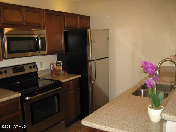 1750 East Grandview Road Phoenix, AZ 85022 - Photo 5 of 14 KITCHEN