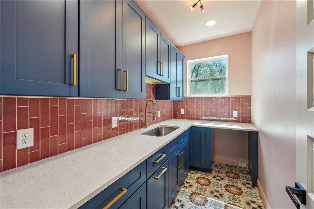 3087 Alston Drive Decatur, GA 30032 - Photo 9 of 67 Gallery Image 9