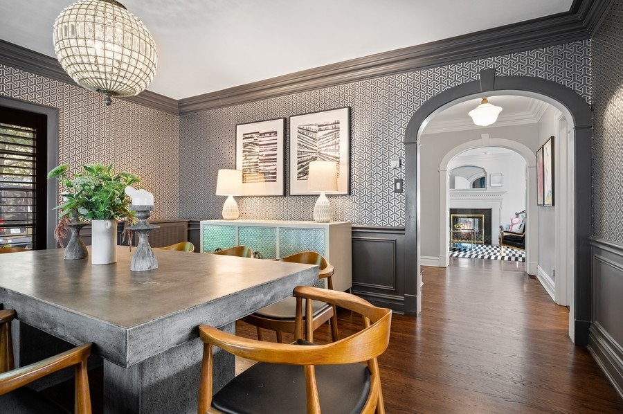 505 Ridge Road Kenilworth, IL 60043 - Photo 9 of 26 a kitchen with a table chairs and entryway