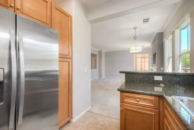 $689,900 | 10804 Serafina Lane, Unit 6, San Diego, CA 92128