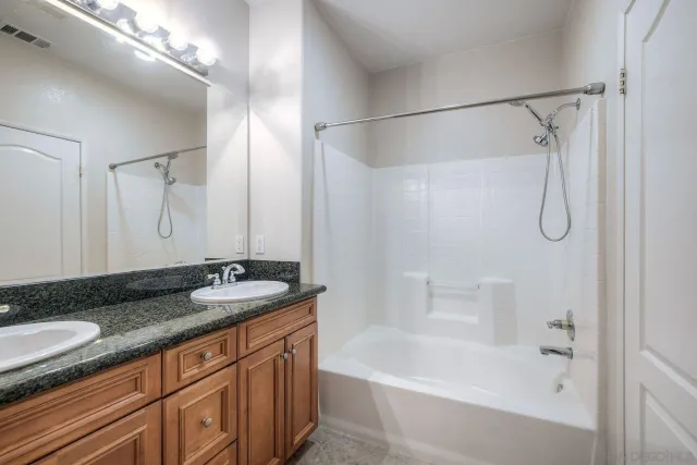 $689,900 | 10804 Serafina Lane, Unit 6, San Diego, CA 92128