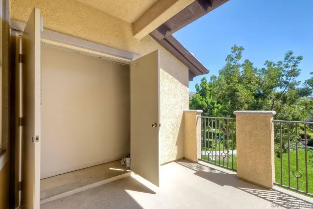 $689,900 | 10804 Serafina Lane, Unit 6, San Diego, CA 92128