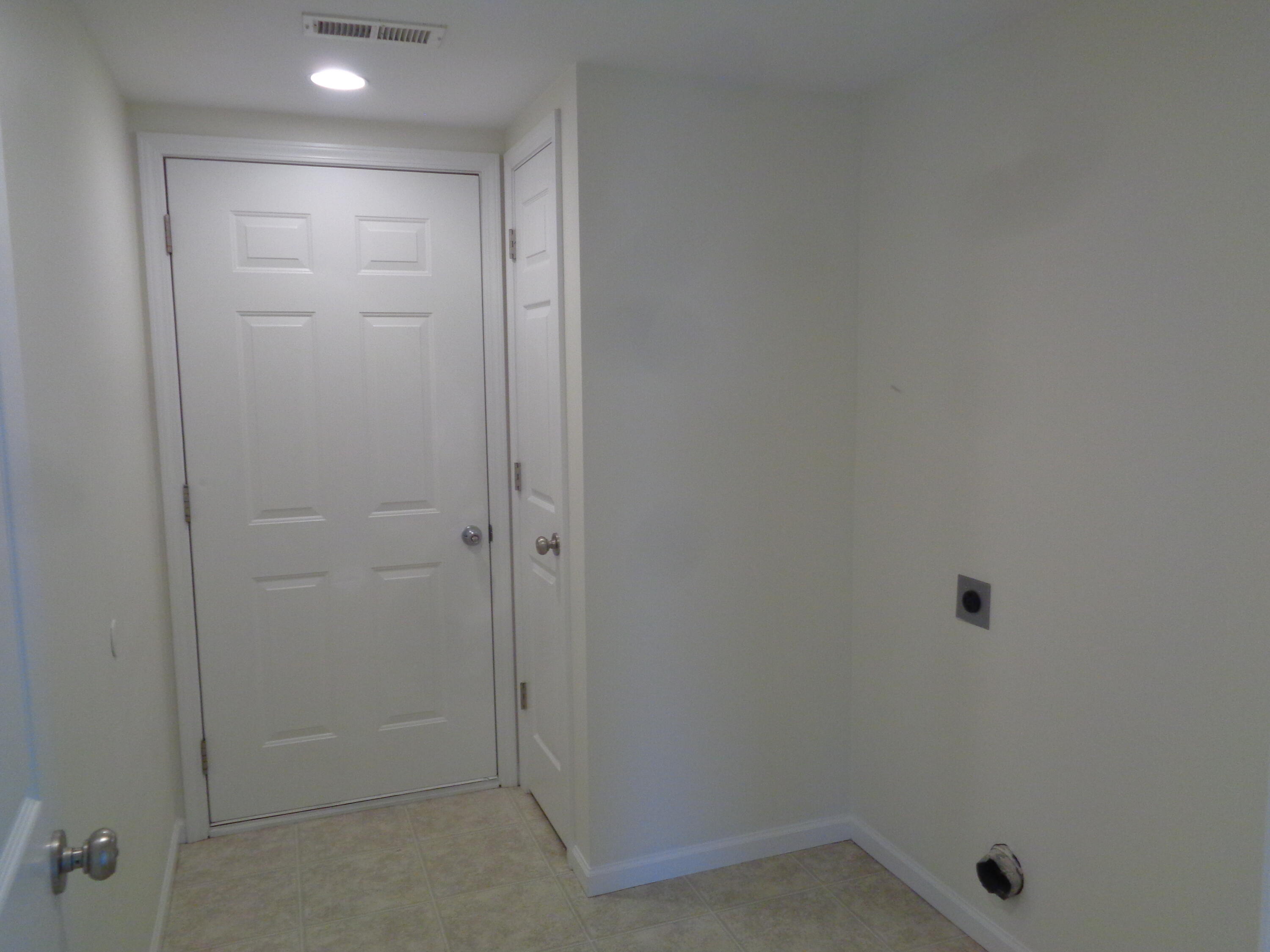 4008 Meadow View Drive Columbia, MO 65201 - Photo 10 of 14 Gallery Image 10