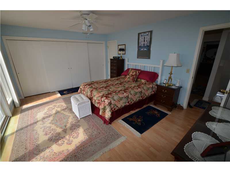 278 Shore Road, Unit B Westerly, RI 02891 - Photo 15 of 25 Bedroom.
