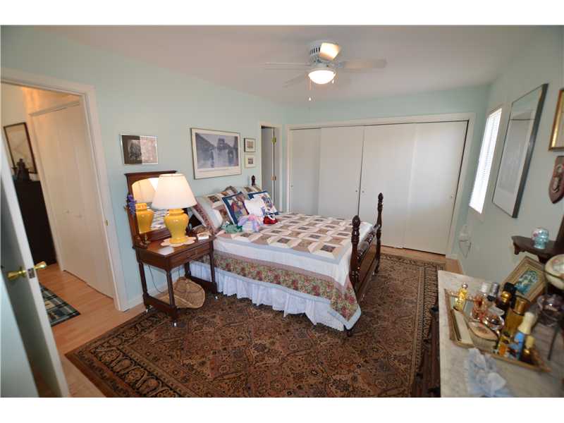 278 Shore Road, Unit B Westerly, RI 02891 - Photo 20 of 25 Bedroom.