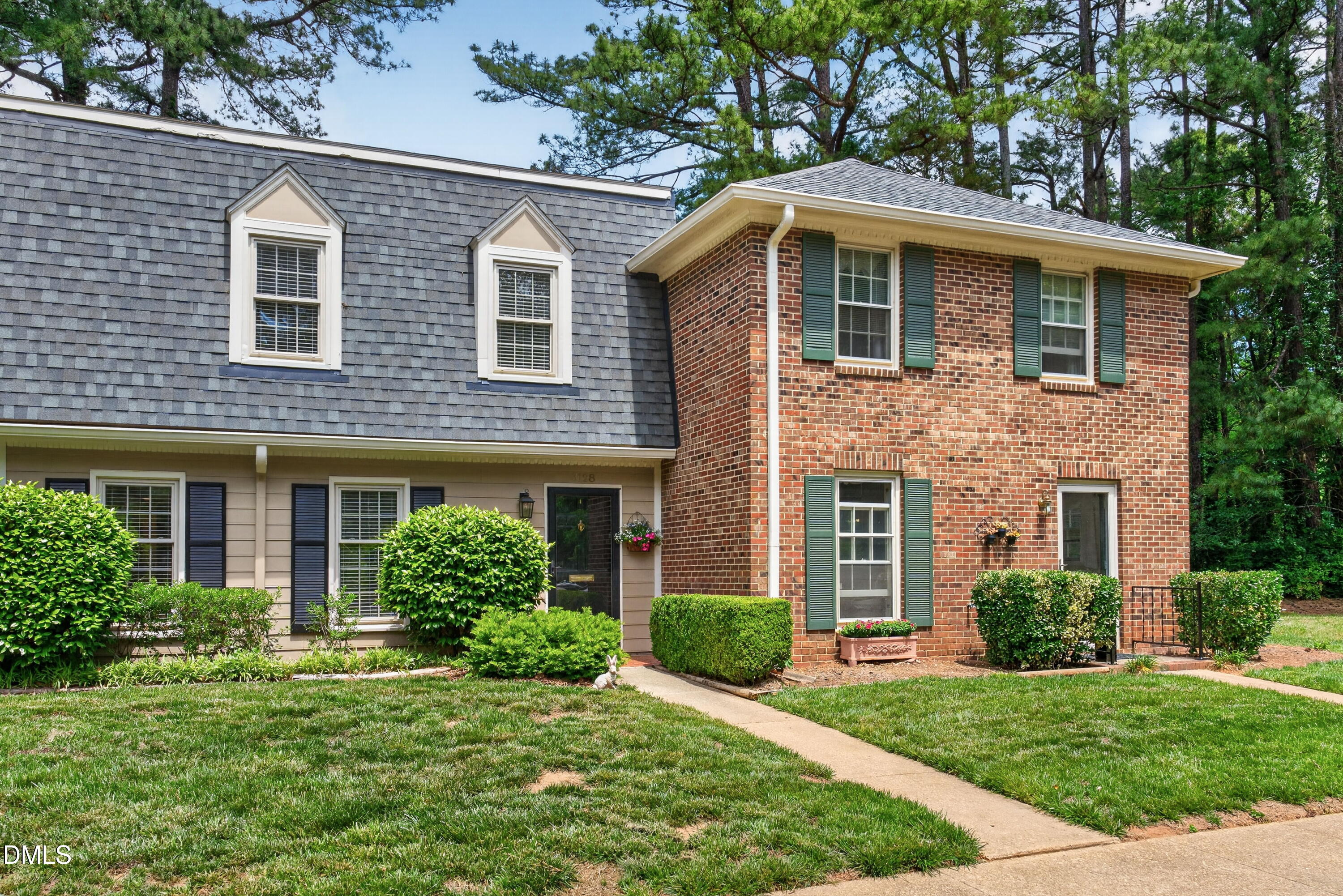 3128 Westbury Drive Raleigh, NC 27607 - Photo 4 of 23 virtual-tour-157428-photo-17787009630704