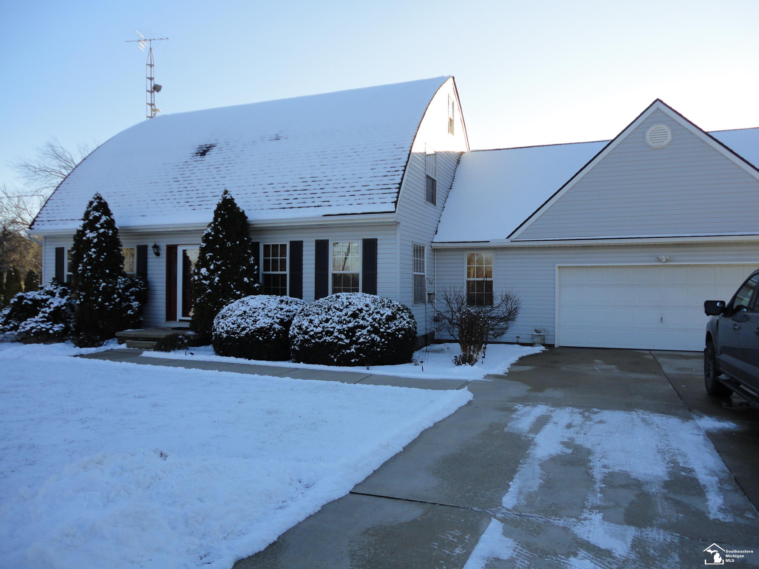 811 Heiss Road Monroe, MI 48162 - Photo 37 of 46
