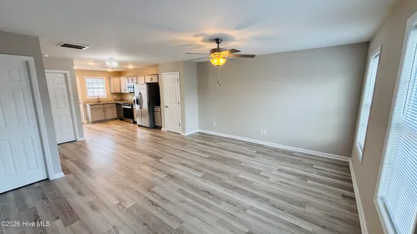 $1,600 | 1151 Cross Creek Circle, Unit E, Greenville, NC 27834