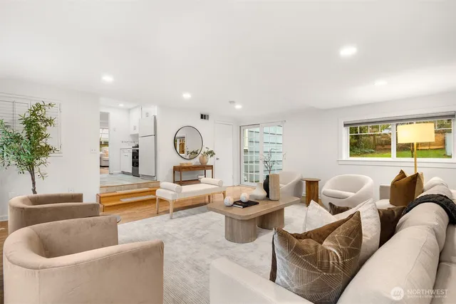 $831,248 | 14021 27th Avenue Northeast, Seattle, WA 98125