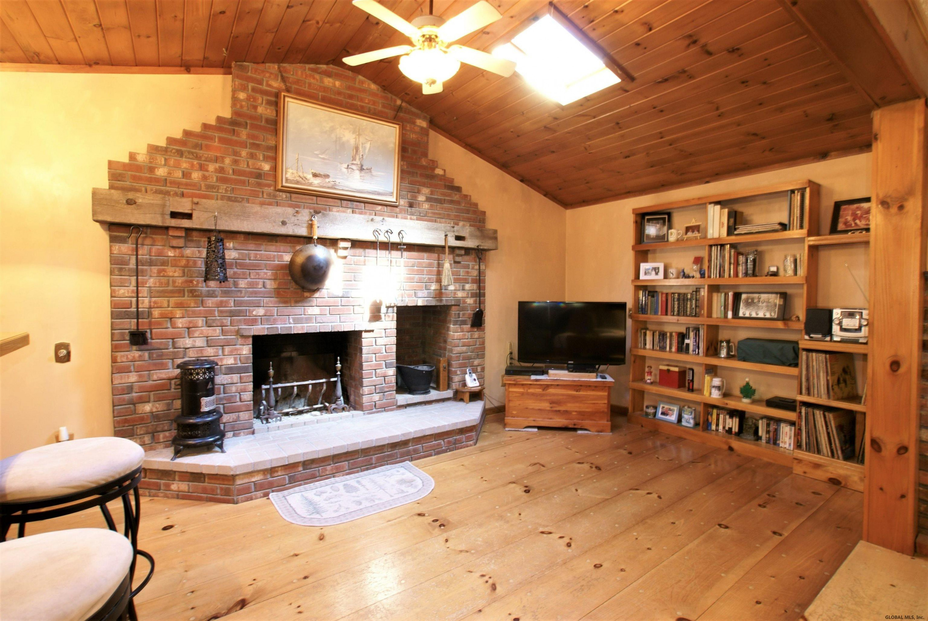 200 S Road Hampton, NY 12887 - Photo 12 of 40 Photo 12