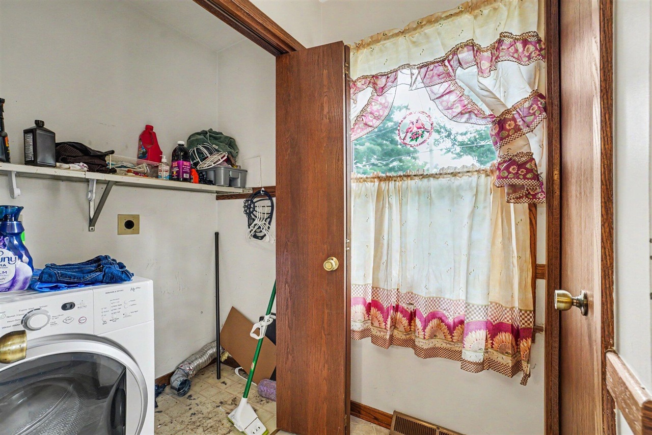 601 Elm Street Three Rivers, MI 49093 - Photo 8 of 21 Gallery Image 8