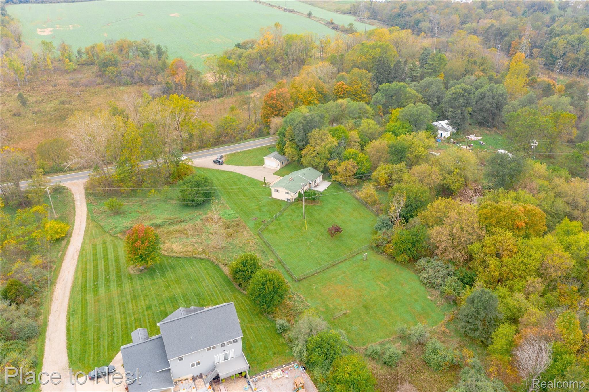 14623 South Wacousta Road Grand Ledge, MI 48837 - Photo 5 of 51 Exteriors (10 of 16).jpg