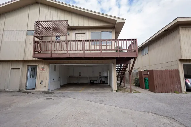 $1,275 | 2058 Hidden Lake, Corpus Christi, TX 78412