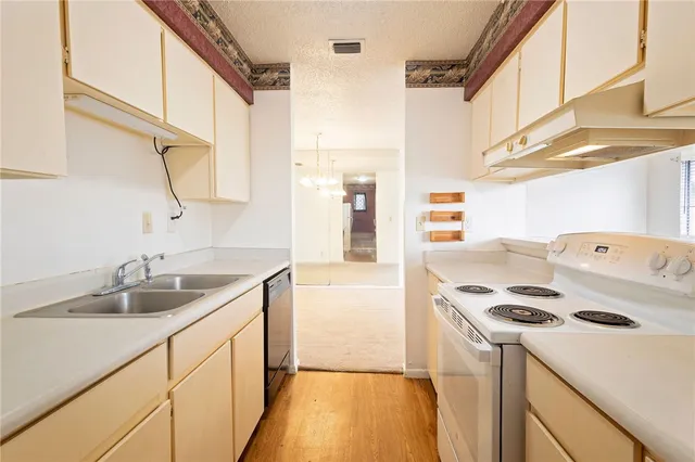 $1,275 | 2058 Hidden Lake, Corpus Christi, TX 78412