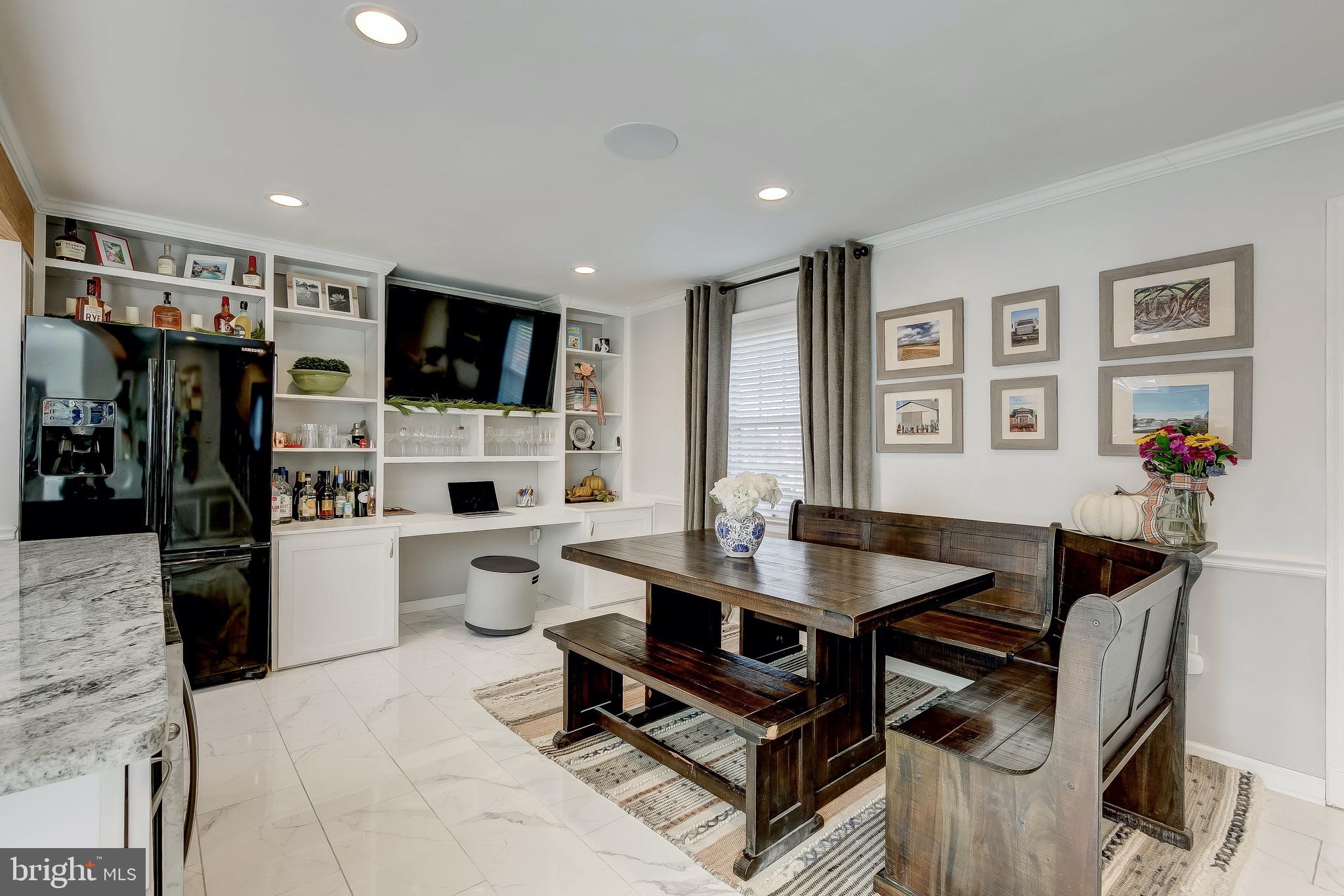 16353 Markoe Road Monkton, MD 21111 - Photo 24 of 96 Built-in with home office