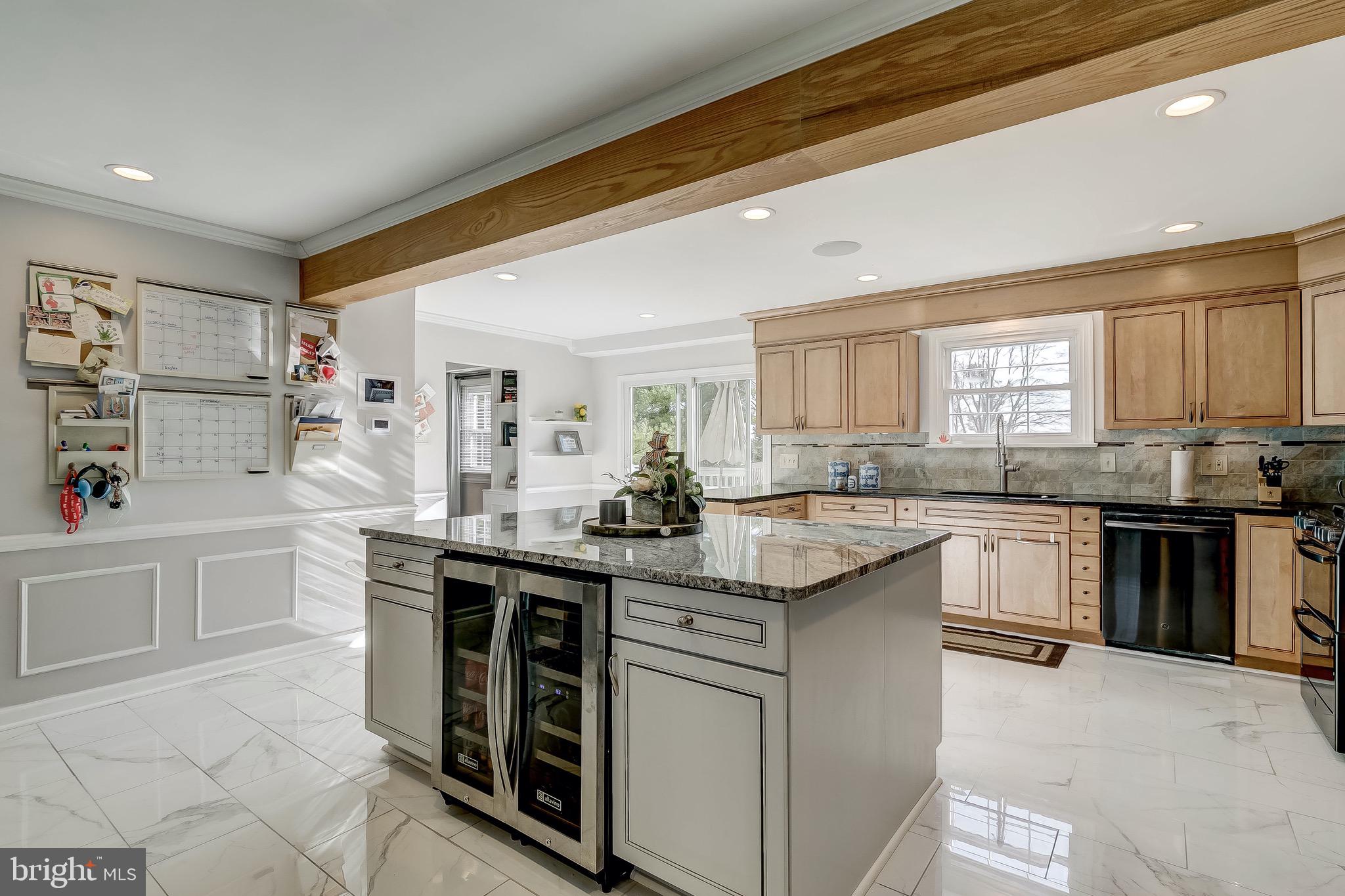 16353 Markoe Road Monkton, MD 21111 - Photo 9 of 96 Fabulous kitchen, 6' x 4' island, wine fridge