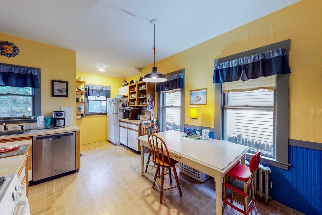 64 Highland Road Somerville, MA 02144 - Photo 15 of 42 Gallery Image 15