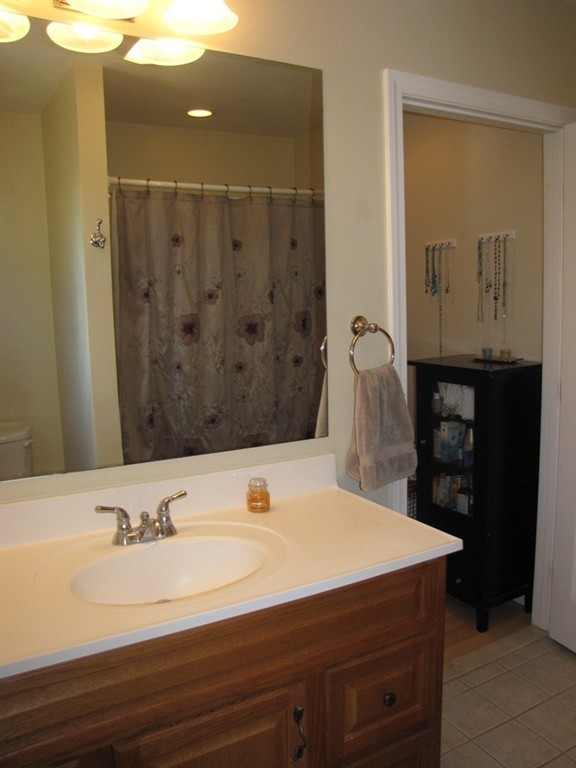 106 King Philip Road Norton, MA 02766 - Photo 17 of 24 Gallery Image 17