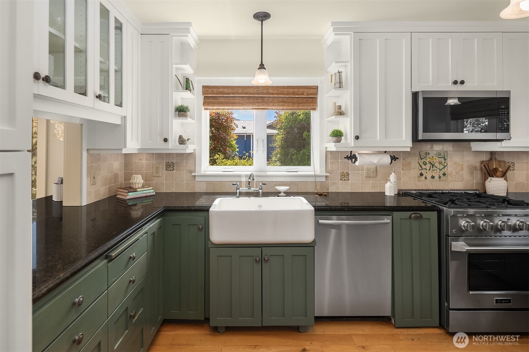 20446 Chautauqua Beach Road Southwest Vashon, WA 98070 - Photo 4 of 40
