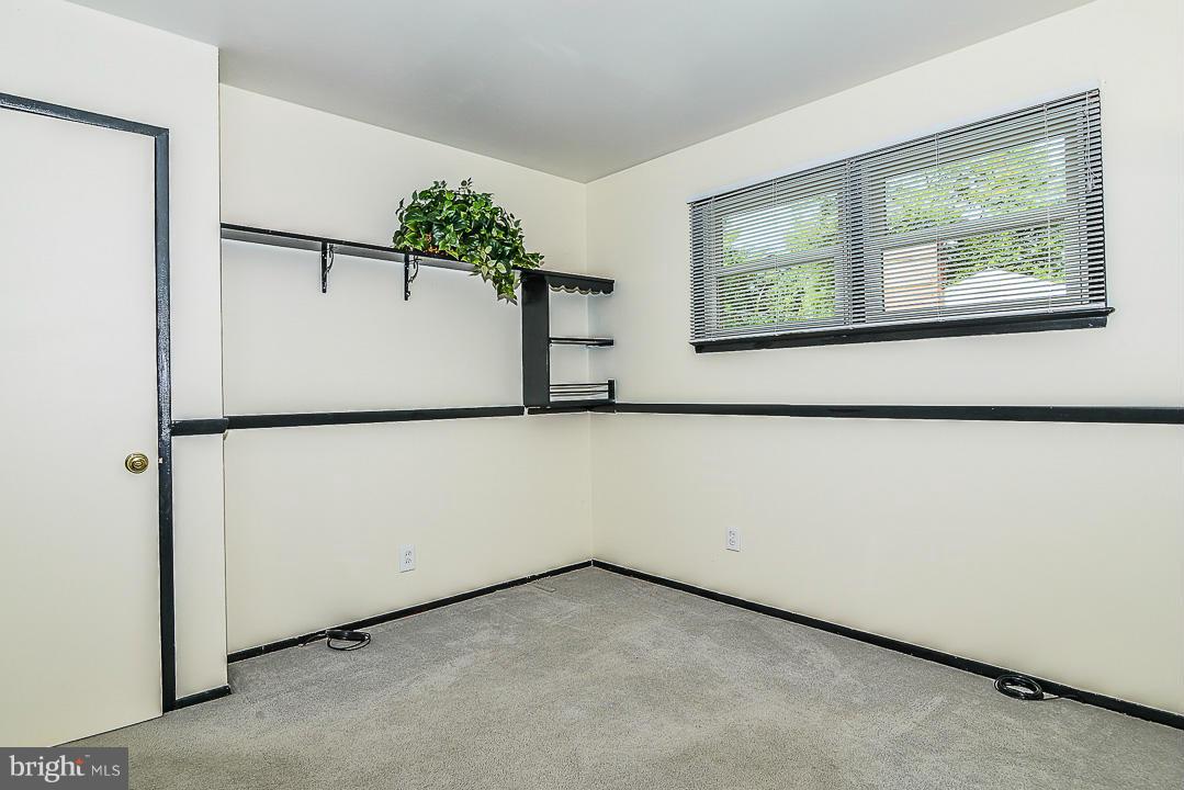 7612 Elgar Street Springfield, VA 22151 - Photo 19 of 28 Bedroom