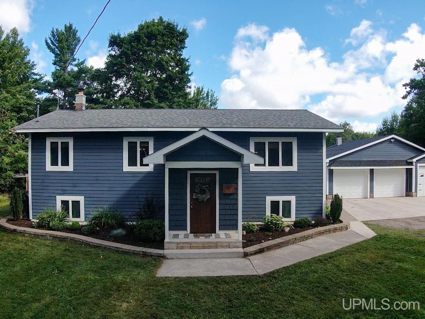 25116 Upper Point Mills Road Hancock, MI 49930 - Photo 2 of 63 Gallery Image 2