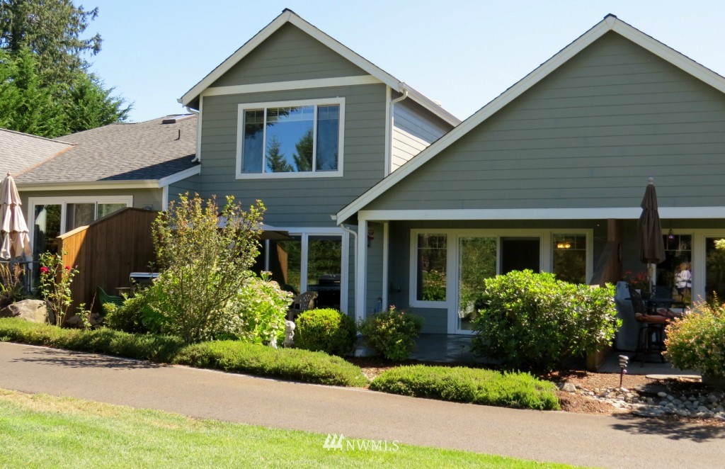160 East Soderberg Road, Unit 13 Allyn, WA 98524 - Photo 2 of 18