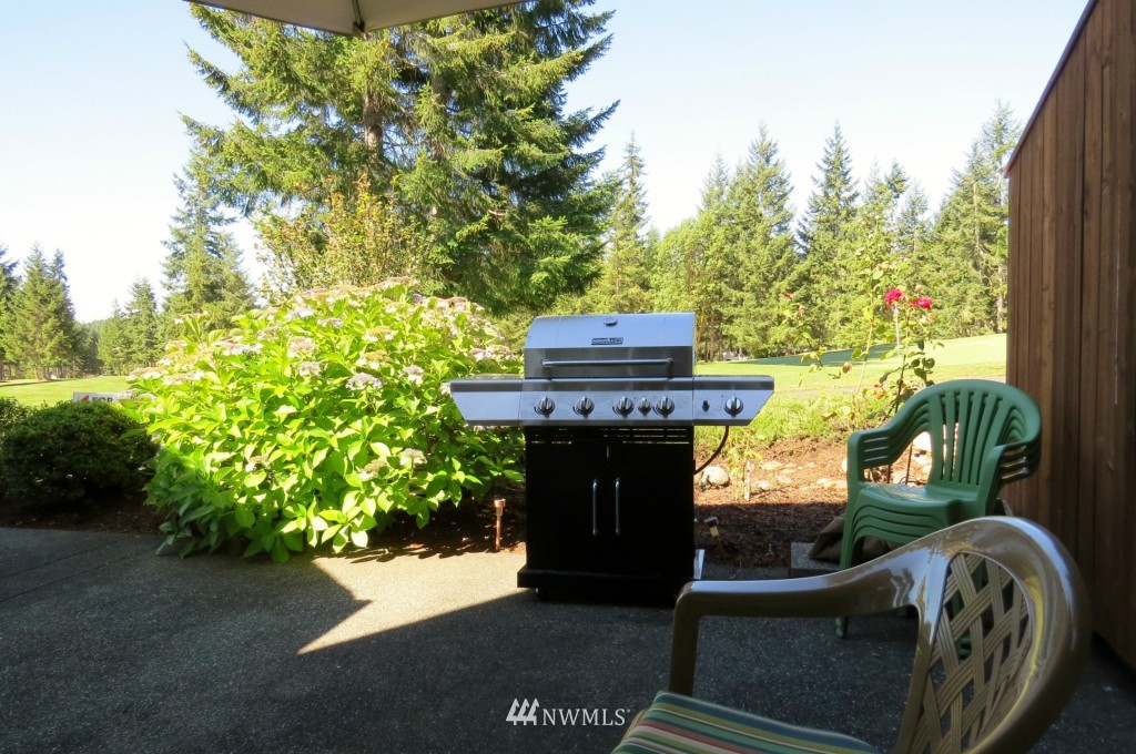 160 East Soderberg Road, Unit 13 Allyn, WA 98524 - Photo 15 of 18