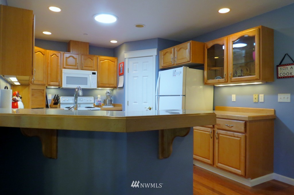 160 East Soderberg Road, Unit 13 Allyn, WA 98524 - Photo 5 of 18