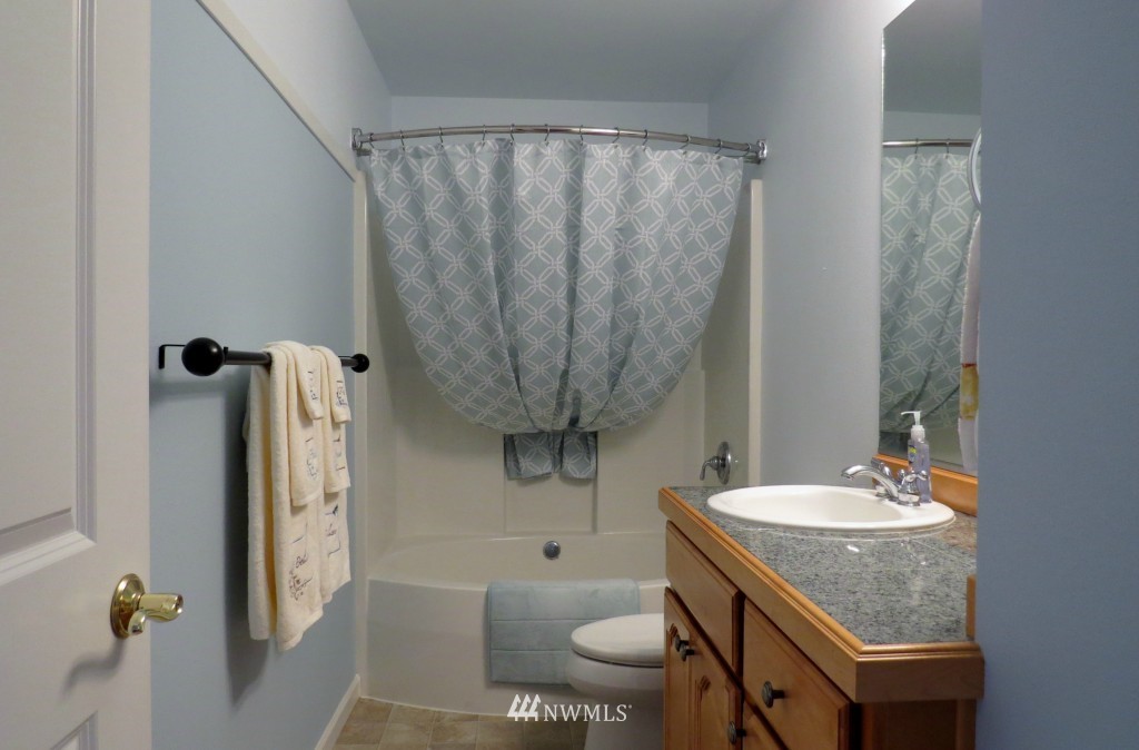 160 East Soderberg Road, Unit 13 Allyn, WA 98524 - Photo 8 of 18