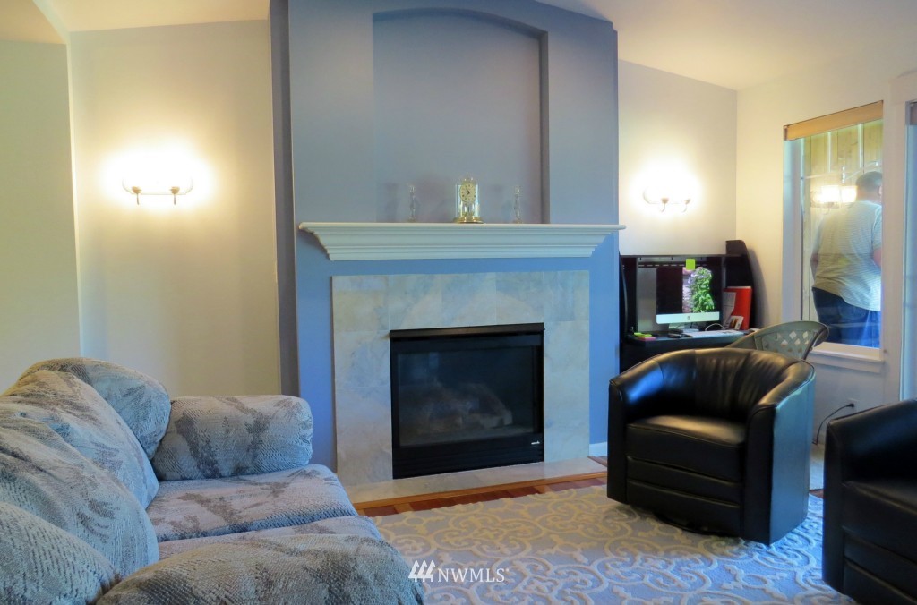 160 East Soderberg Road, Unit 13 Allyn, WA 98524 - Photo 9 of 18