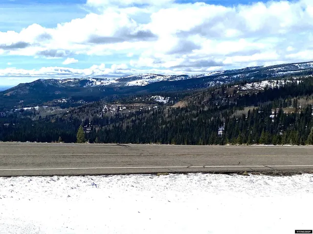 $420,000 | 70 Encampment Wy, Encampment, WY 82325