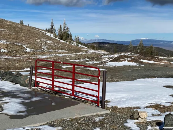 $420,000 | 70 Encampment Wy, Encampment, WY 82325