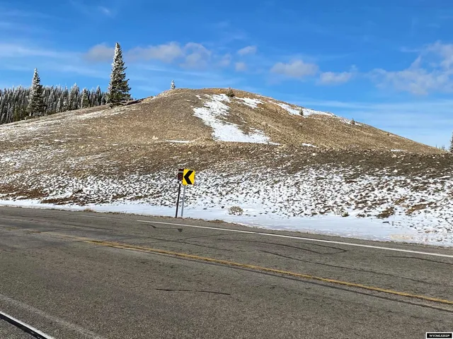 $420,000 | 70 Encampment Wy, Encampment, WY 82325