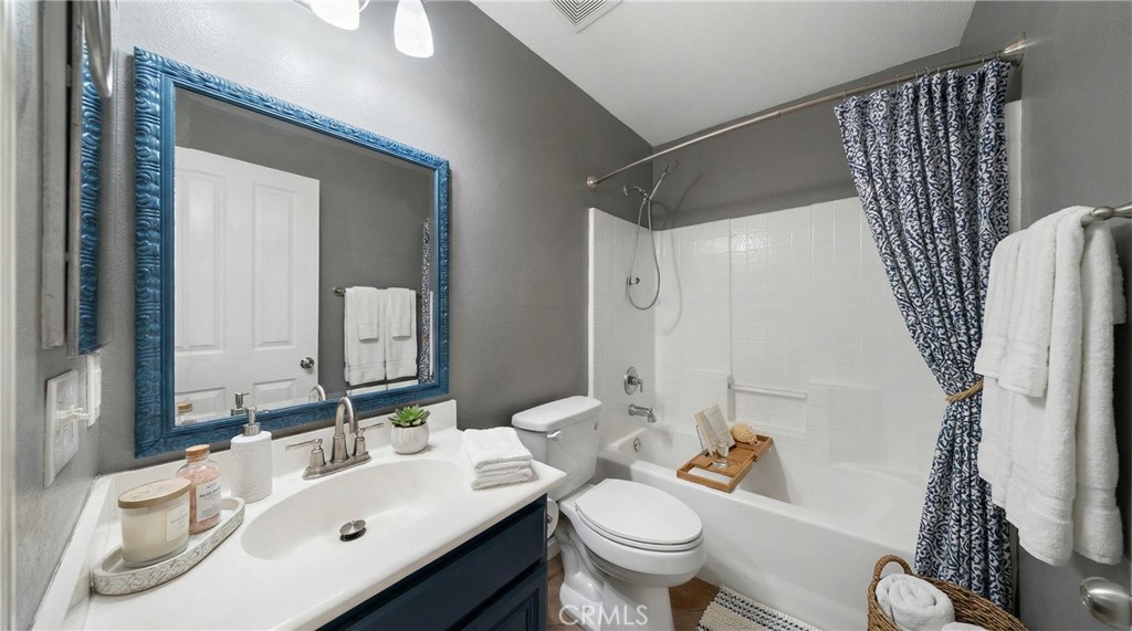 31207 Bell Mountain Road Menifee, CA 92584 - Photo 24 of 60 Bathroom With Updated Fixtures - Digitally Staged