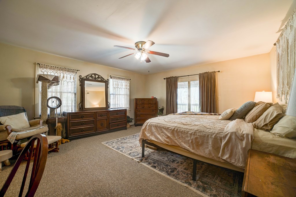 955 Stover Creek Cove Blue Ridge, GA 30513 - Photo 17 of 51 Gallery Image 17