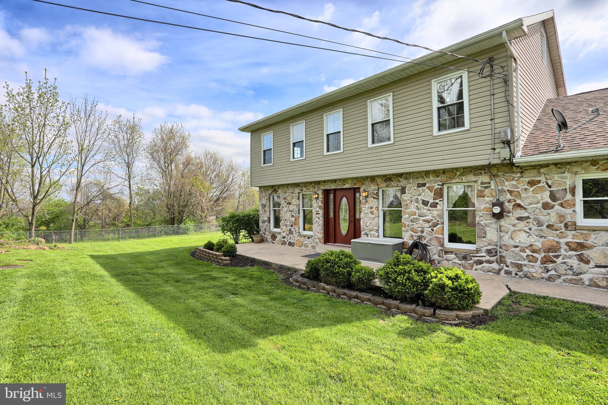 326 Old State Road Shermans Dale, PA 17090 - Photo 2 of 48 Gallery Image 2