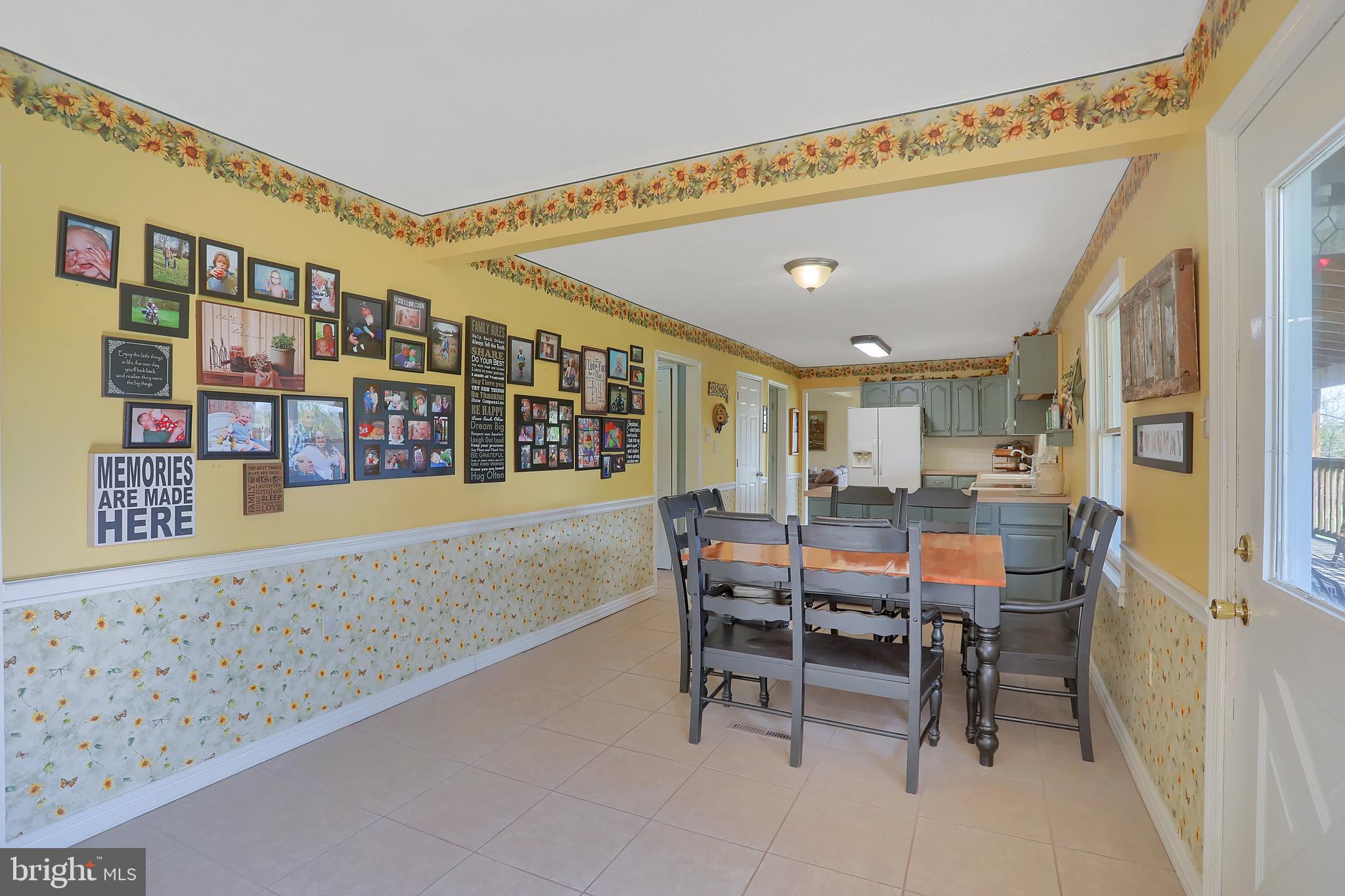 326 Old State Road Shermans Dale, PA 17090 - Photo 21 of 48 Eat in Kitchen