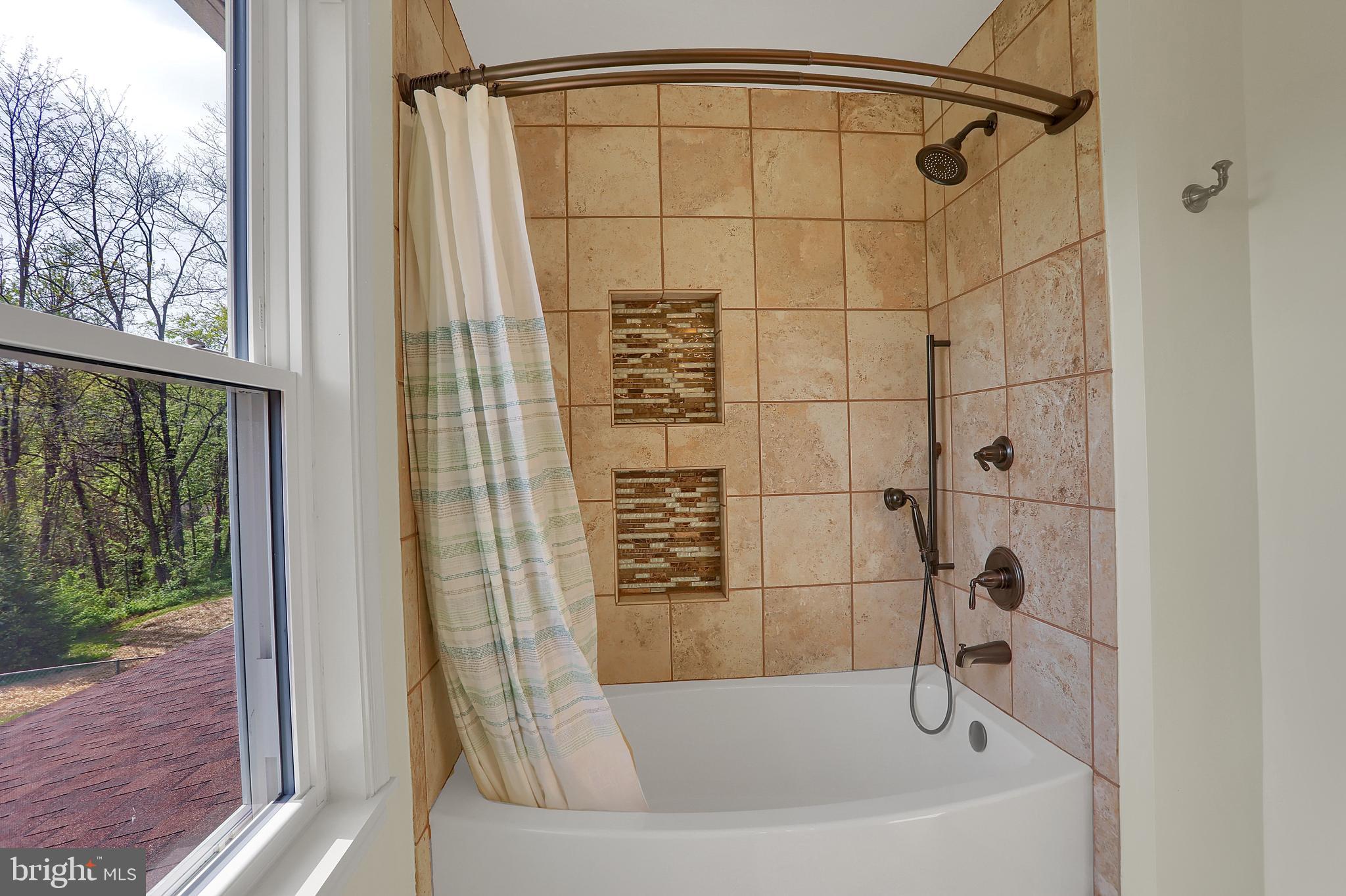326 Old State Road Shermans Dale, PA 17090 - Photo 35 of 48 Upstairs Bath