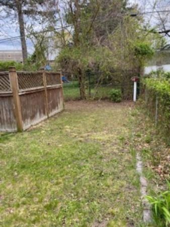 60 Parkside Street Springfield, MA 01104 - Photo 7 of 34