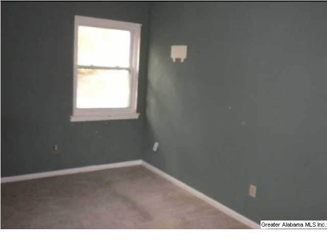 307 Dale Drive Alabaster, AL 35007 - Photo 8 of 12