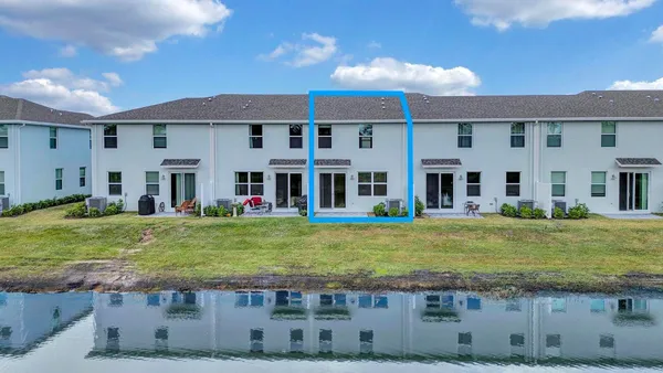 $2,900 | 5748 Southeast Edgewater Circle, Stuart, FL 34997