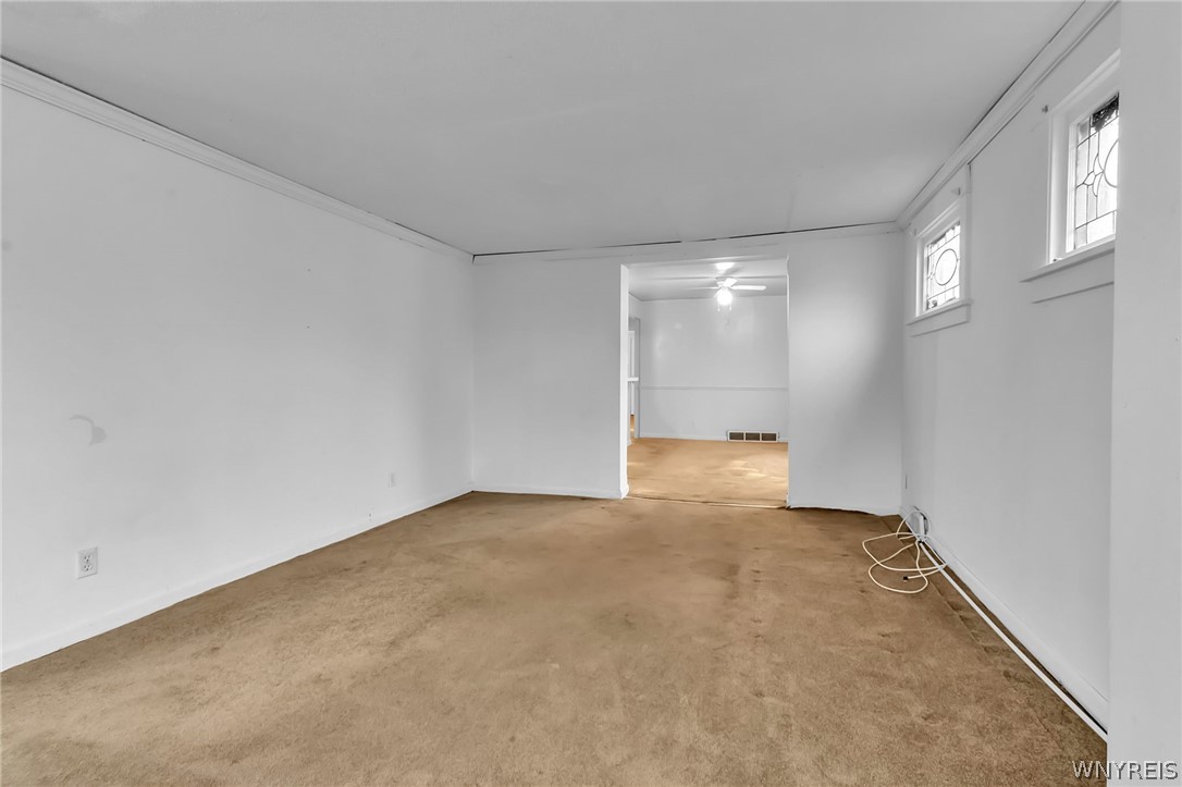 279 Riverside Avenue Buffalo, NY 14207 - Photo 17 of 34