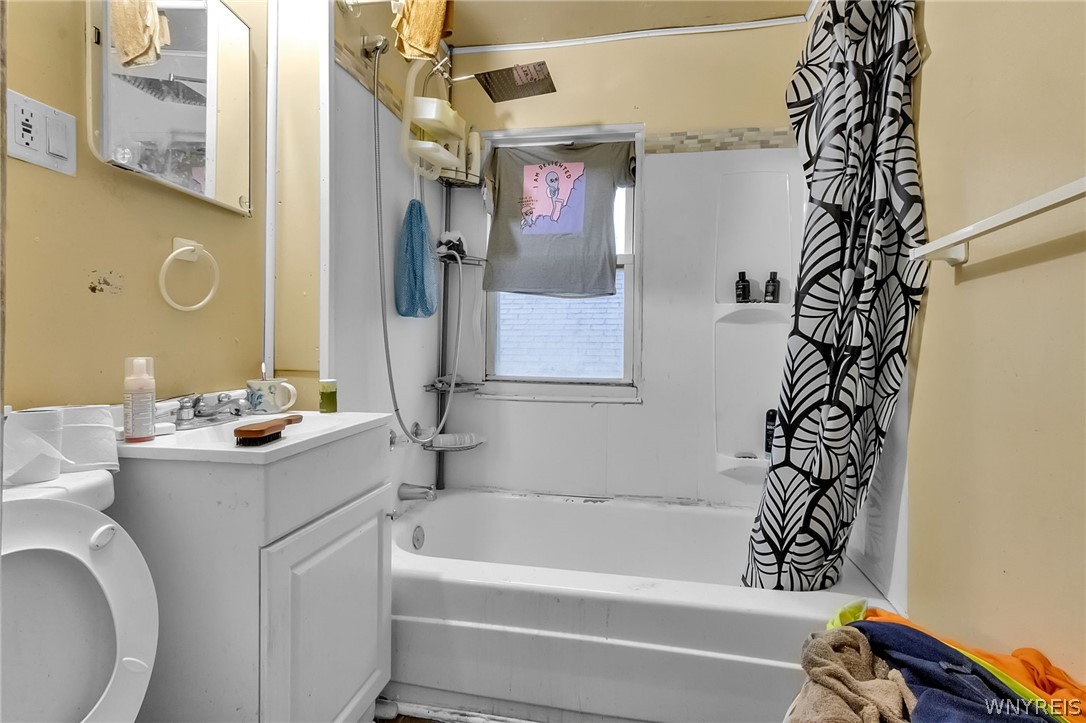 279 Riverside Avenue Buffalo, NY 14207 - Photo 25 of 34