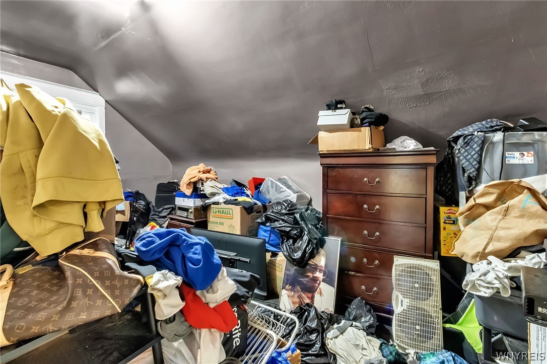 279 Riverside Avenue Buffalo, NY 14207 - Photo 27 of 34