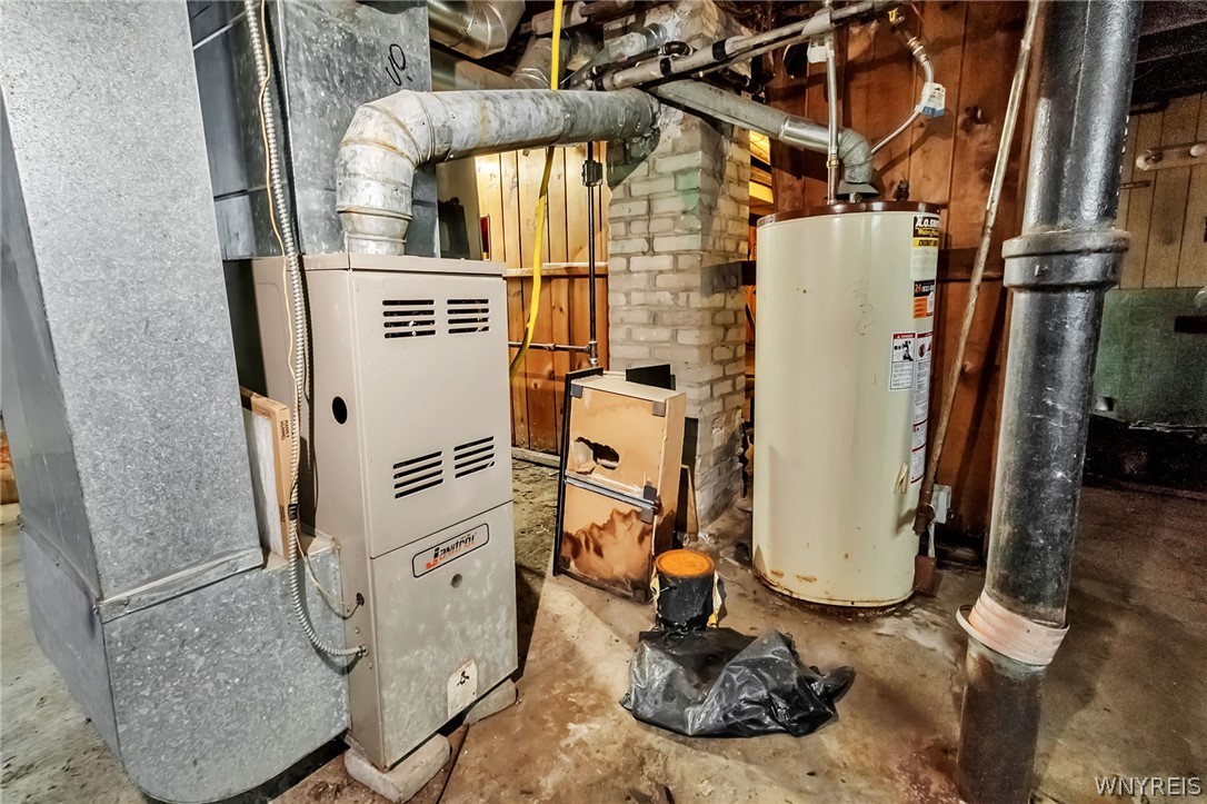 279 Riverside Avenue Buffalo, NY 14207 - Photo 32 of 34