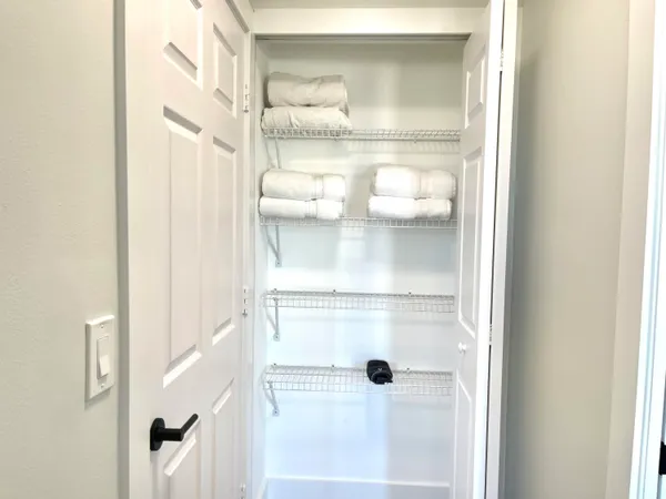 $2,950 | 616 Clearwater Park Road, Unit 805, West Palm Beach, FL 33401